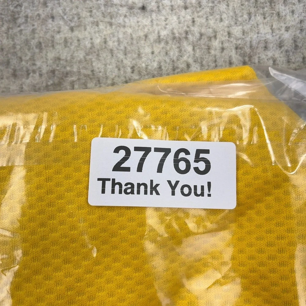 Iowa Hawkeyes Sweater Men Large Yellow Black Pullover Quarter Zip Under Armour - Picture 13 of 13